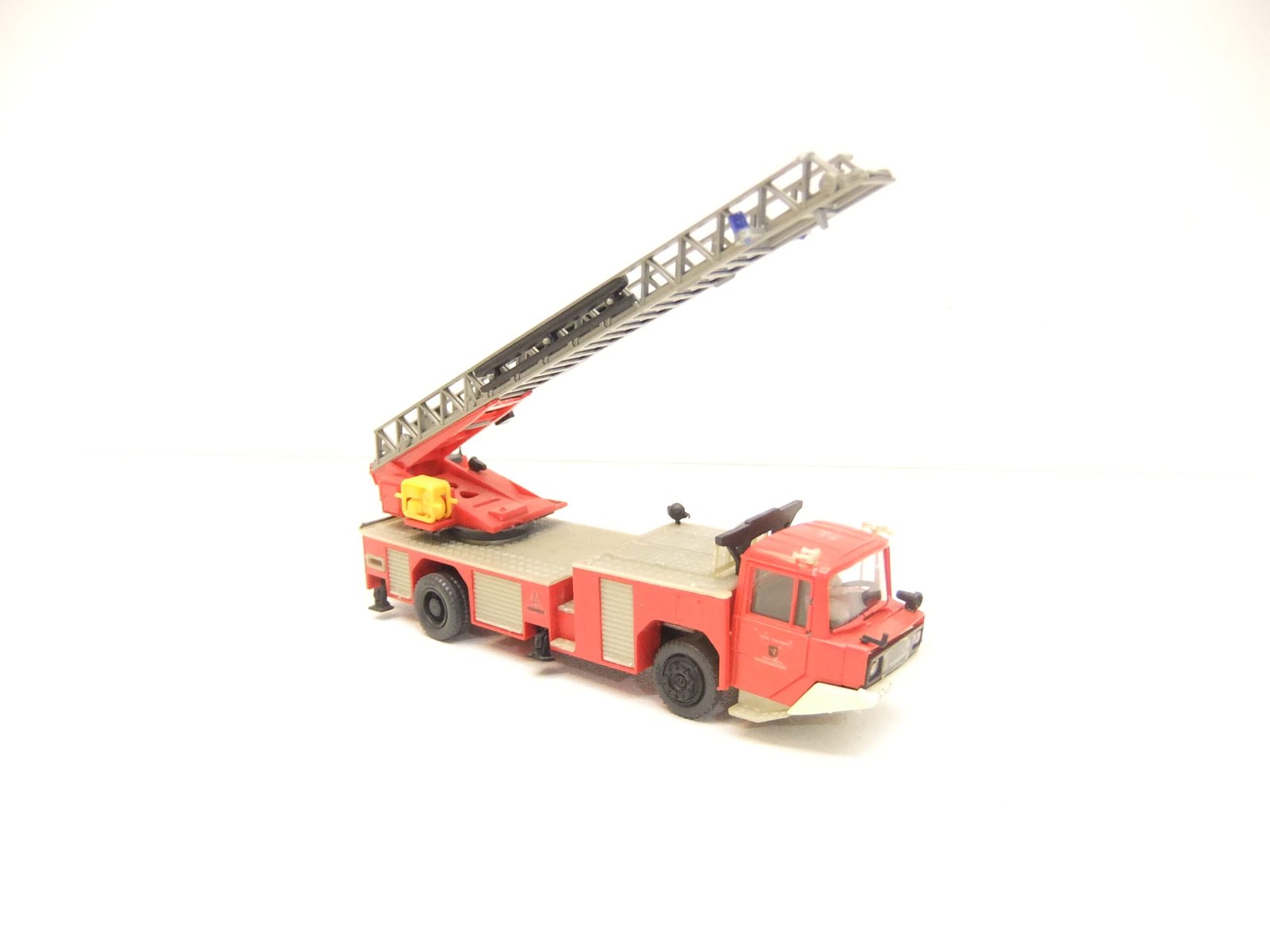 Unbekannter Hersteller HO Feuerwehr mit Leiter